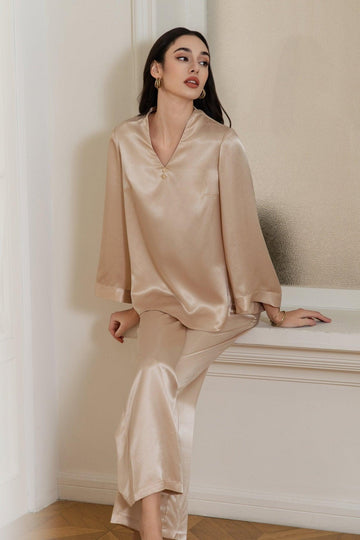 Z Elegant and Luxurious V-neck Slim Homewear Set | Musebree - Musebree