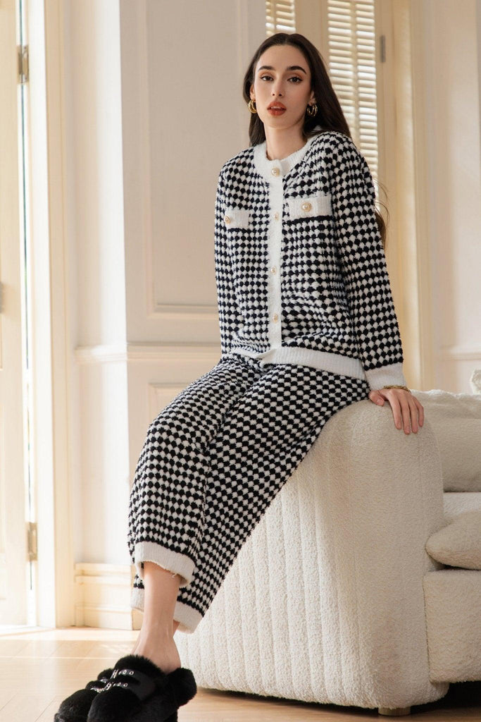 Z Winter Black and White Plaid Elegant Loungewear Warm Plush Set | Musebree - Musebree