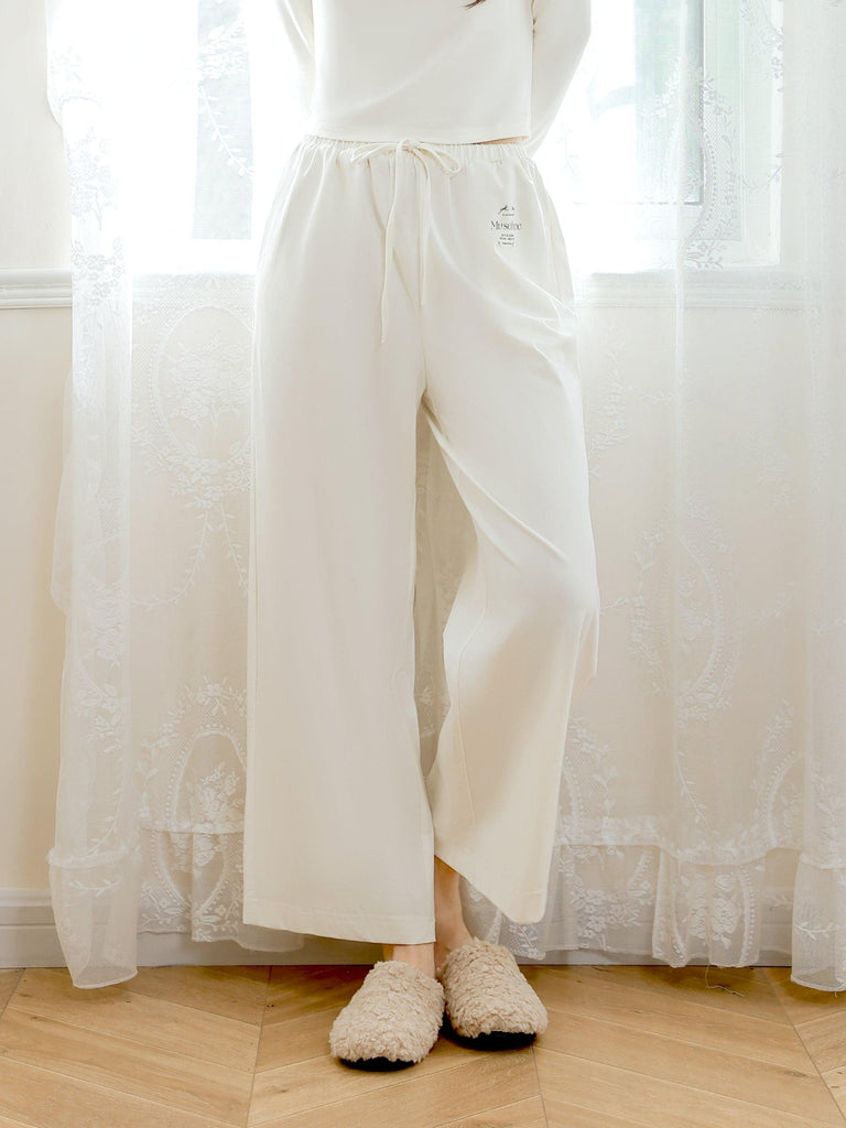 V Elegant Princess White Pants Classic and Romantic Design | Musebree - Musebree