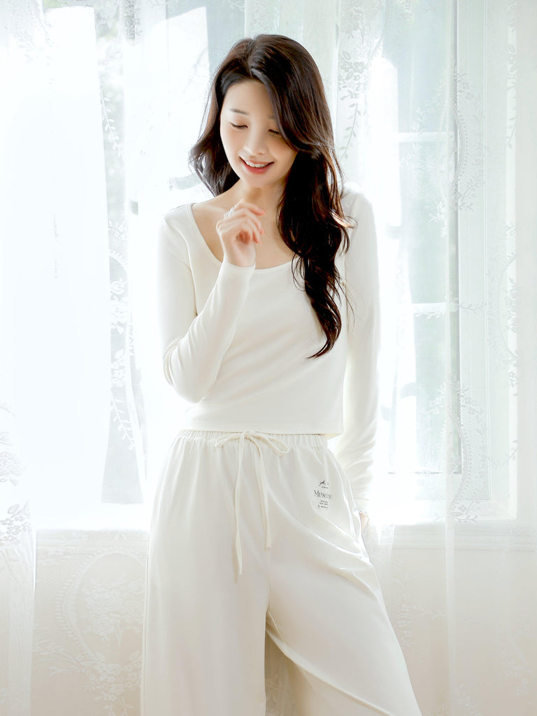 V Elegant Princess White Pants Classic and Romantic Design | Musebree - Musebree