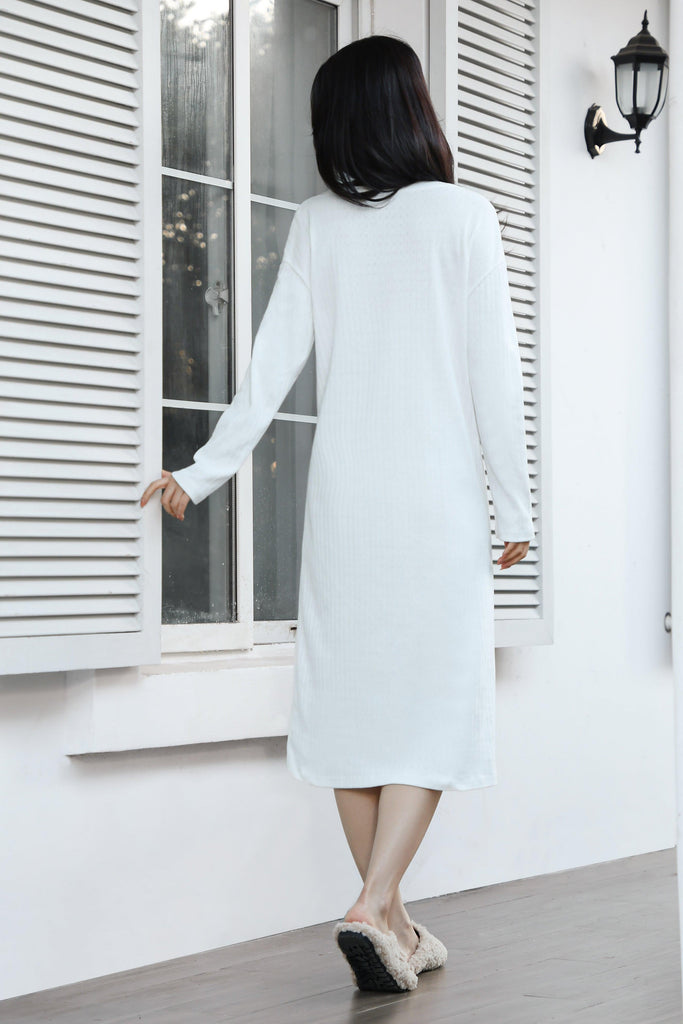 W White Knitted Jacquard Cozy Nightdress with Soft and Breathable Wide-Cut Design | Musebree - Musebree