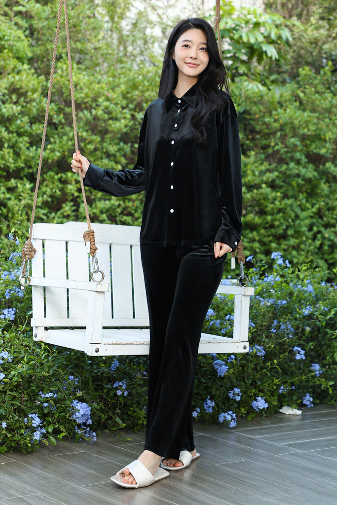 W Black Velvet Pajama Set Elegant and Comfortable Breathable and Lightweight | Musebree - Musebree