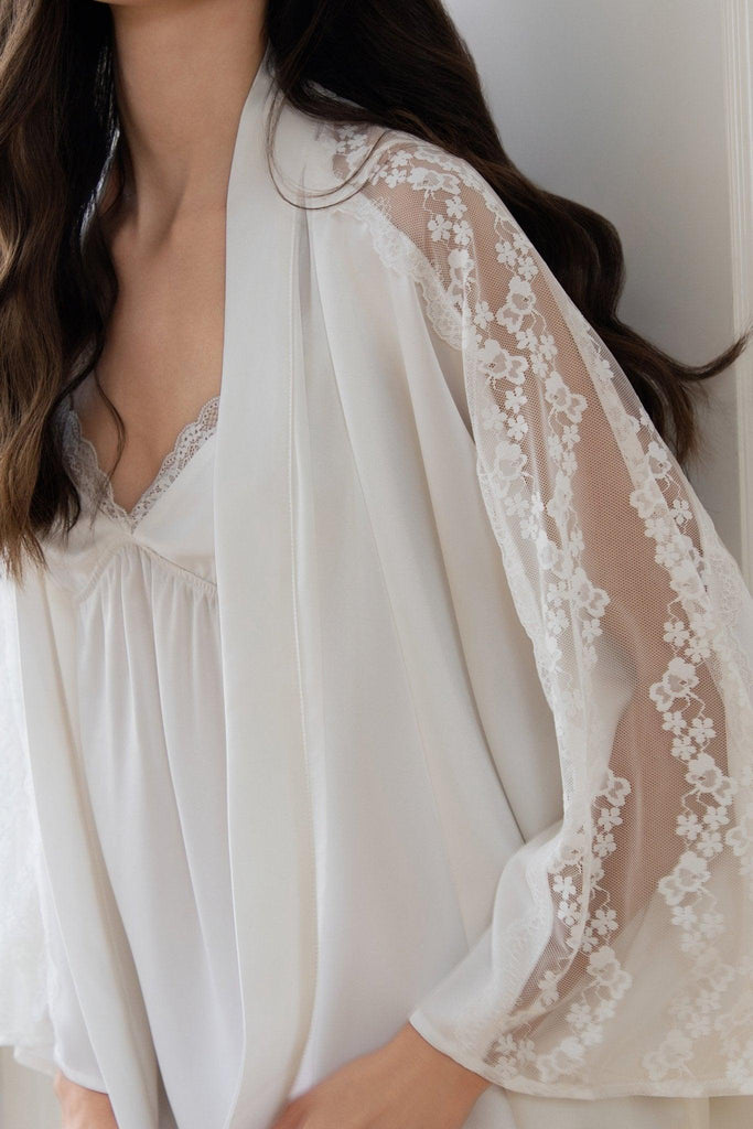 Z White Sexy Shoulder Hollow Lace Nightgown With Soft Texture | Musebree - Musebree